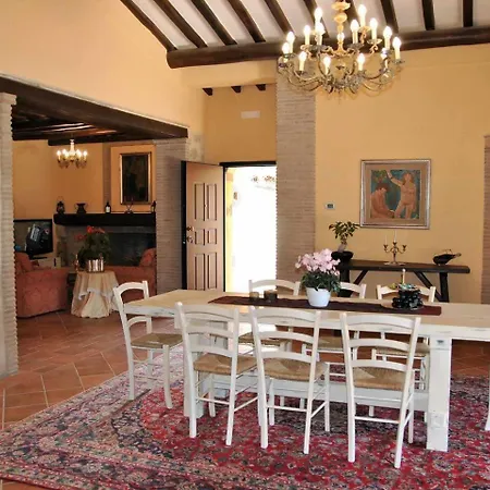 Axel Charme Tra E Sperlonga Villa
